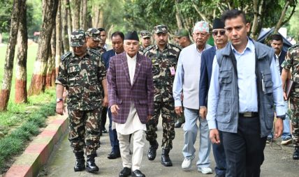 राष्ट्रपति पौडेलद्वारा बाढी प्रभावित क्षेत्रको स्थलगत अवलोकन