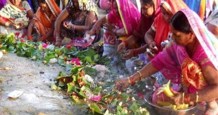 सन्तानको दीर्घायुको कामना गर्दै जितिया व्रत शुरु